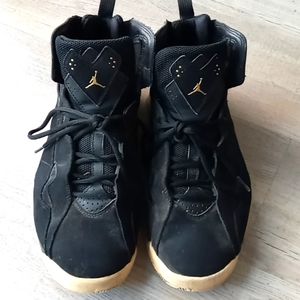 nike true flight black